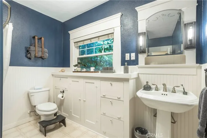 337 Lincoln, Pomona, California 91767
