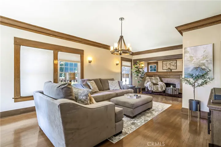 337 Lincoln, Pomona, California 91767