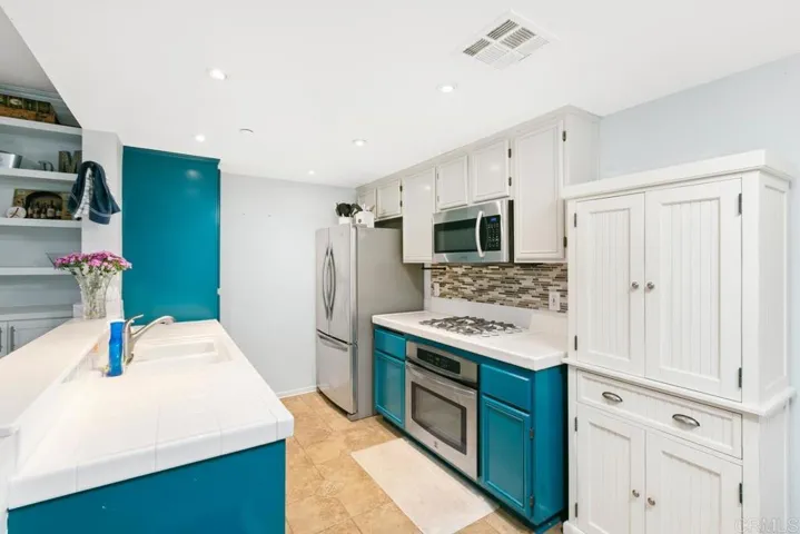 9728 Marilla Drive 712, Lakeside, California 92040