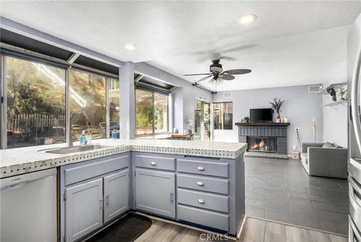 684 Terra Drive, Corona, California 92879