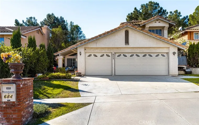 684 Terra Drive, Corona, California 92879