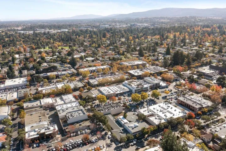 880 Santa Cruz Avenue 200, Menlo Park, California 94025