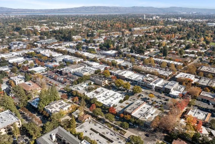 880 Santa Cruz Avenue 200, Menlo Park, California 94025