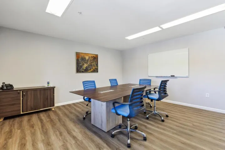 880 Santa Cruz Avenue 200, Menlo Park, California 94025