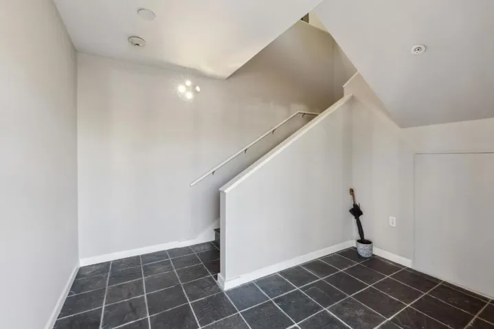 880 Santa Cruz Avenue 200, Menlo Park, California 94025
