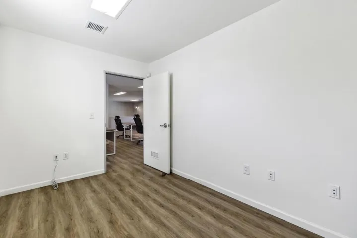 880 Santa Cruz Avenue 200, Menlo Park, California 94025