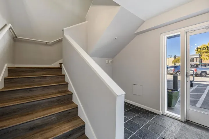 880 Santa Cruz Avenue 200, Menlo Park, California 94025
