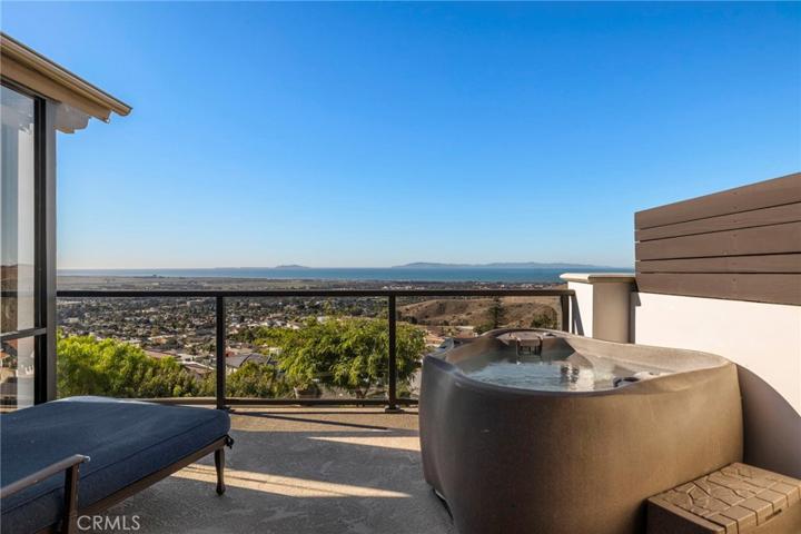 775 Topa Topa Court, Ventura, California 93003