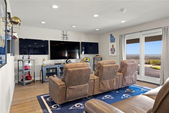 775 Topa Topa Court, Ventura, California 93003