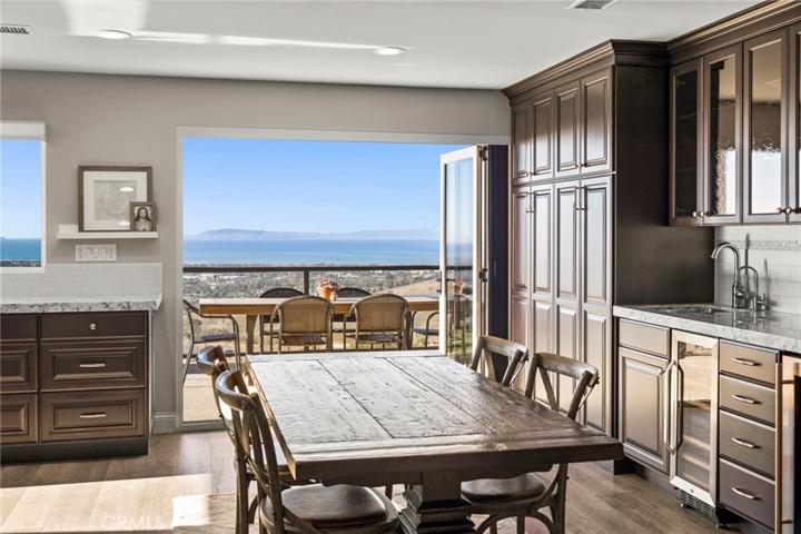 775 Topa Topa Court, Ventura, California 93003