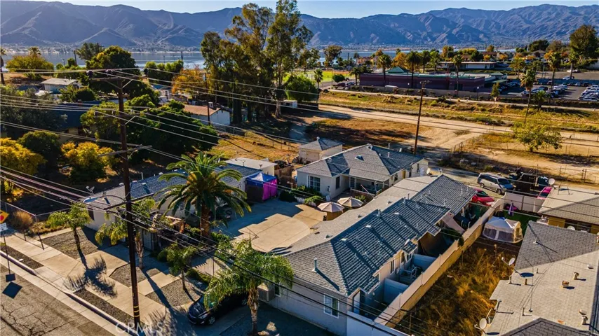 121 S Spring, Lake Elsinore, California 92530