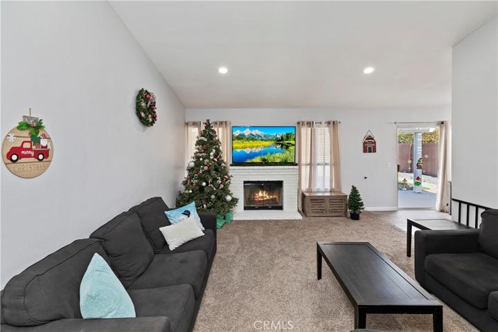8774 Sandhill Drive, Riverside, California 92508