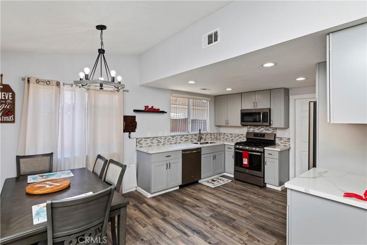 8774 Sandhill Drive, Riverside, California 92508