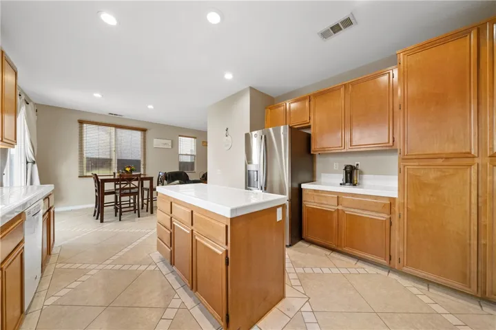 32535 Bramble Court, Lake Elsinore, California 92532