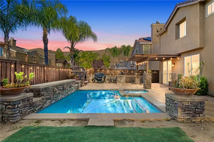 32535 Bramble Court, Lake Elsinore, California 92532