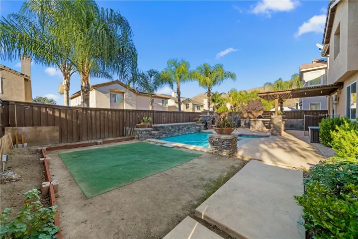 32535 Bramble Court, Lake Elsinore, California 92532