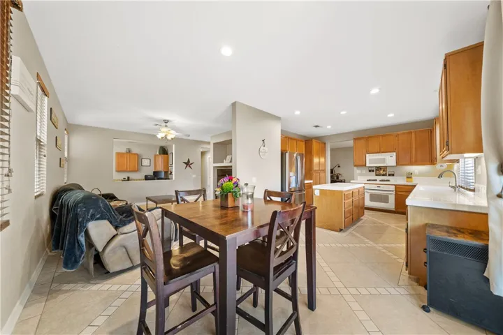 32535 Bramble Court, Lake Elsinore, California 92532