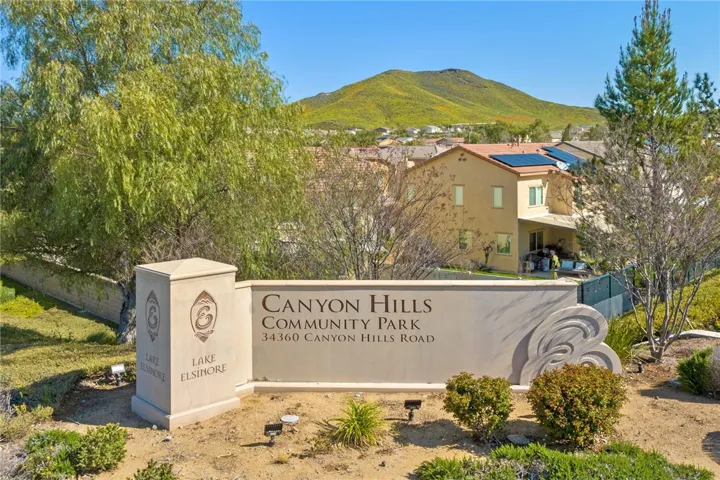 32535 Bramble Court, Lake Elsinore, California 92532