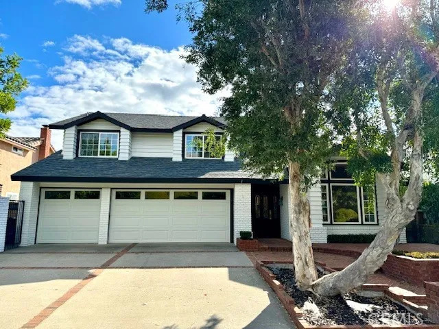 3 car garages