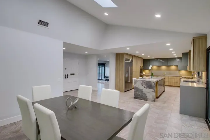 6347 Park Ridge Blvd, San Diego, California 92120
