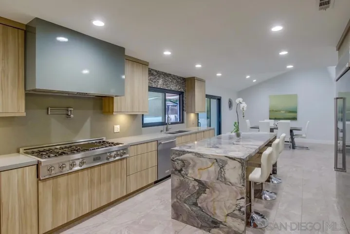 6347 Park Ridge Blvd, San Diego, California 92120