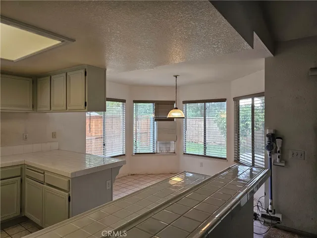 843 Buckeye Circle, Corona, California 92881