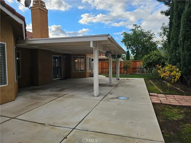 843 Buckeye Circle, Corona, California 92881