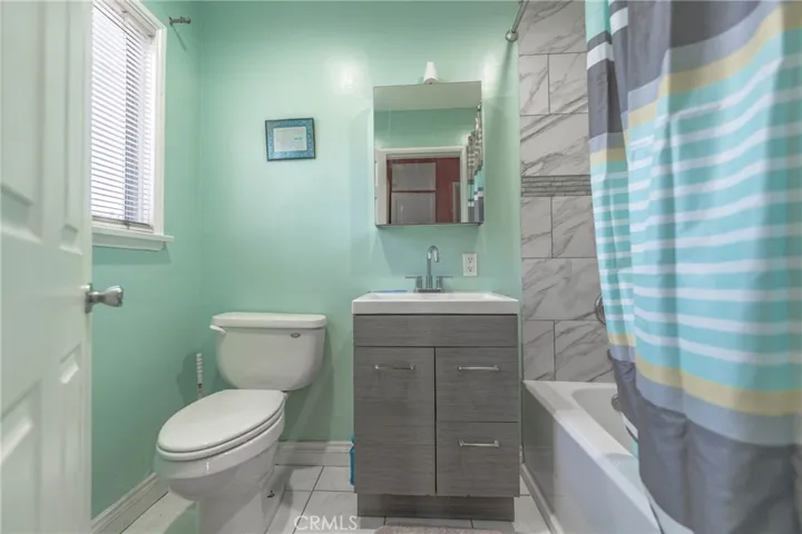 1554 W 110th Street, Los Angeles, California 90047