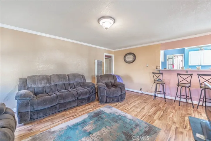 1554 W 110th Street, Los Angeles, California 90047