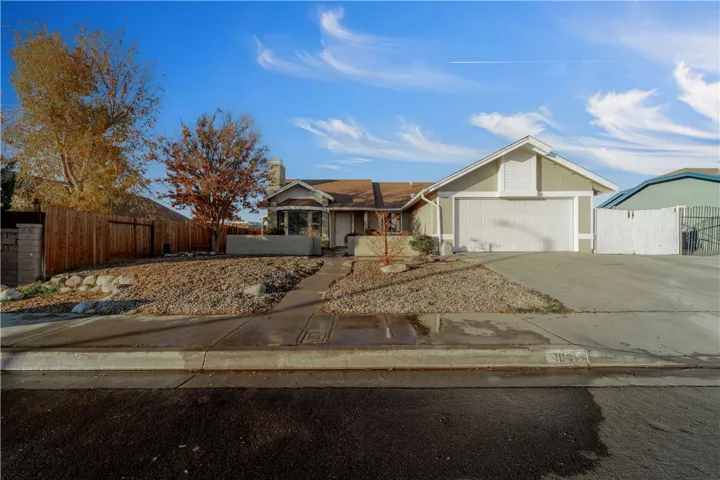 1841 E Avenue R5, Palmdale, California 93550
