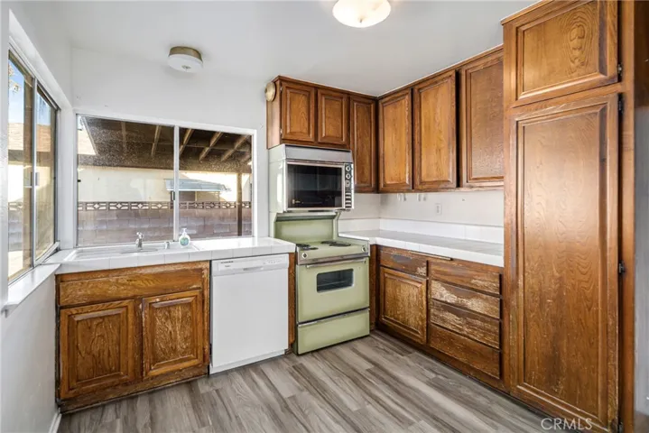 44715 Benald Street, Lancaster, California 93535