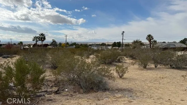 Front of property on Apple Valley Road