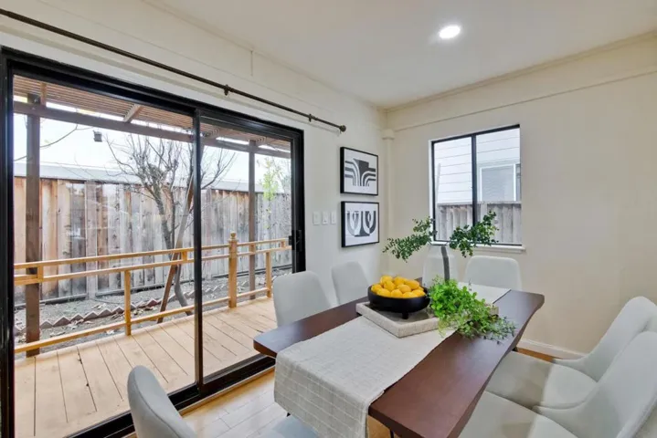 10057 Peninsula Avenue, Cupertino, California 95014
