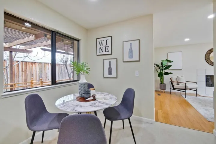 10057 Peninsula Avenue, Cupertino, California 95014