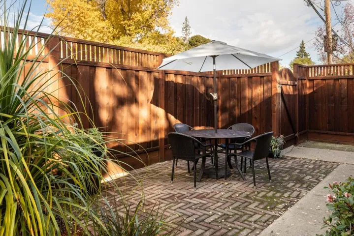 3704 Cass Way, Palo Alto, California 94306