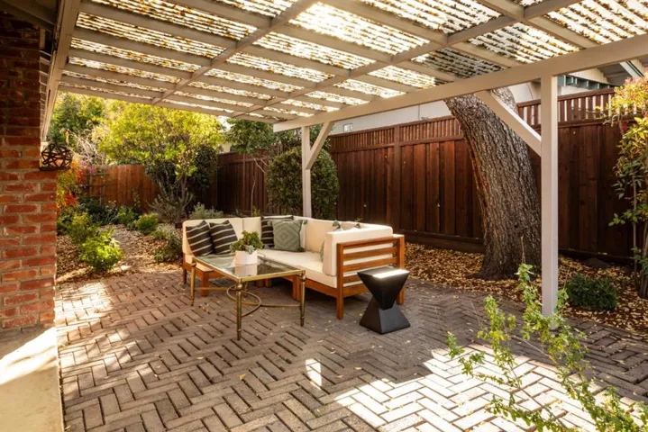 3704 Cass Way, Palo Alto, California 94306