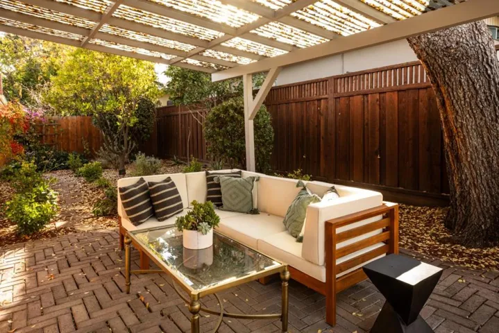 3704 Cass Way, Palo Alto, California 94306