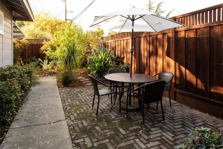 3704 Cass Way, Palo Alto, California 94306