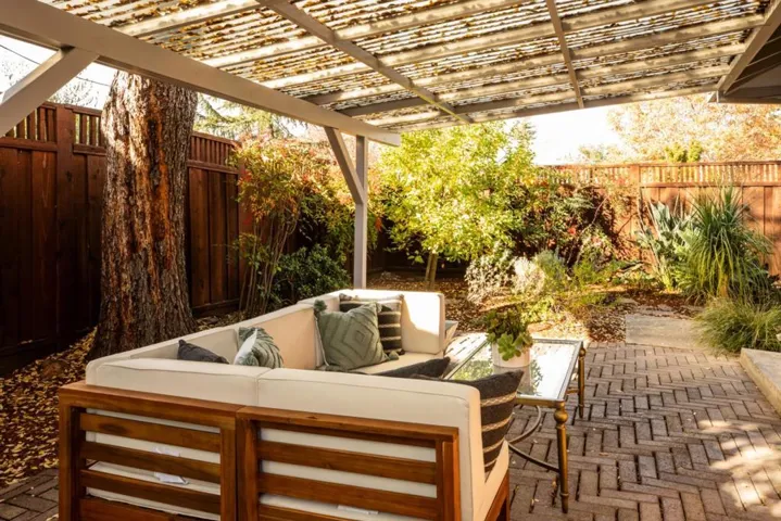 3704 Cass Way, Palo Alto, California 94306