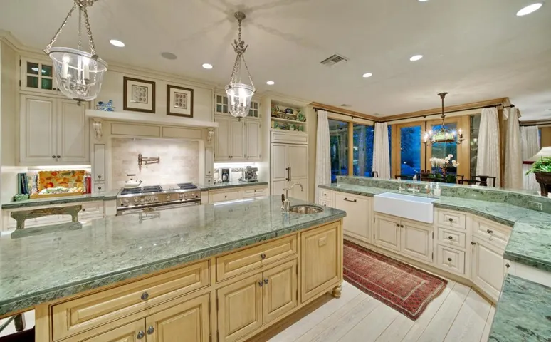 50210 DESERT ARROYO TRAIL 24