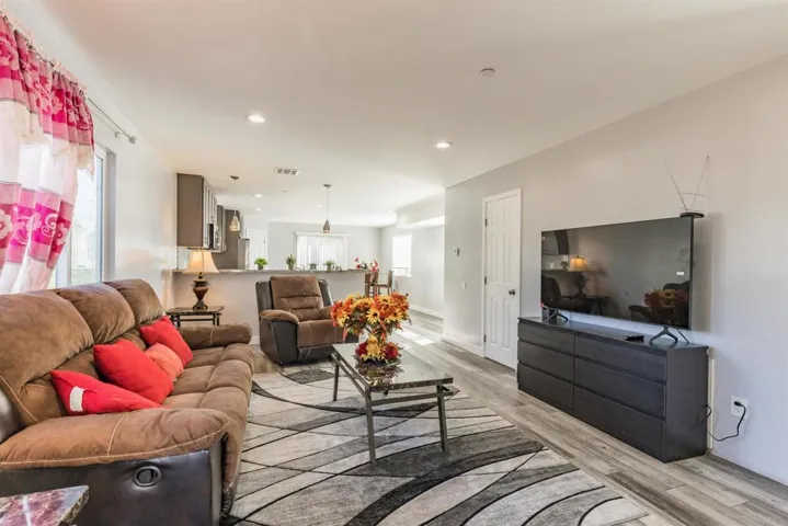 3491 Martin Ave, San Diego, California 92113