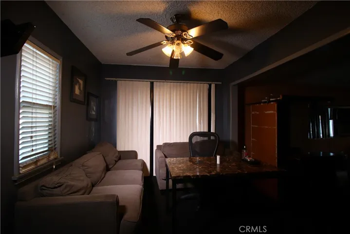 4522 E Rosecrans Avenue, Compton, California 90221