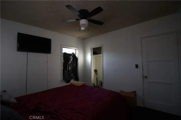 4522 E Rosecrans Avenue, Compton, California 90221