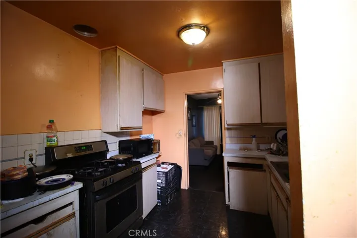 4522 E Rosecrans Avenue, Compton, California 90221