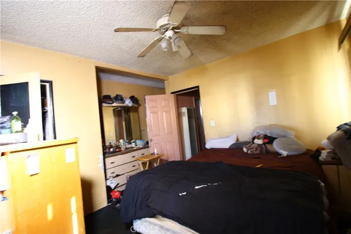 4522 E Rosecrans Avenue, Compton, California 90221