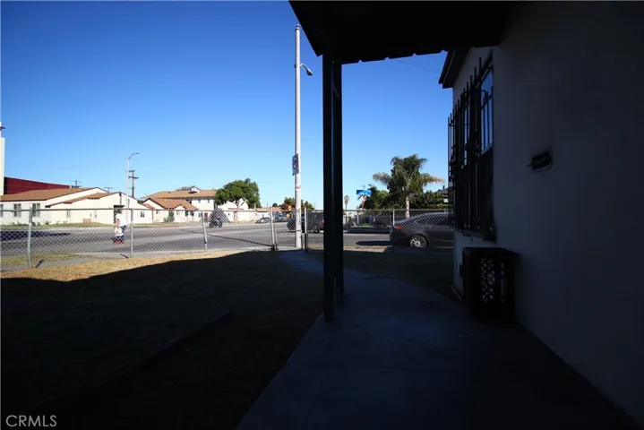 4522 E Rosecrans Avenue, Compton, California 90221