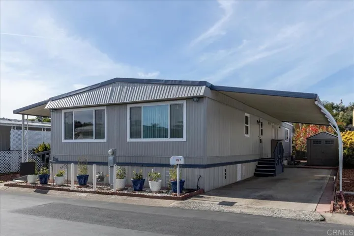 1010 E Bobier Drive 126, Vista, California 92084