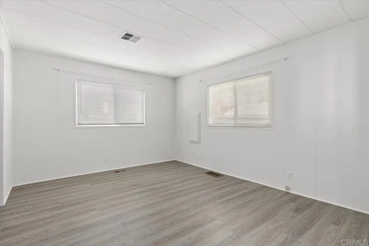 1010 E Bobier Drive 126, Vista, California 92084