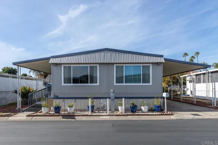 1010 E Bobier Drive 126, Vista, California 92084