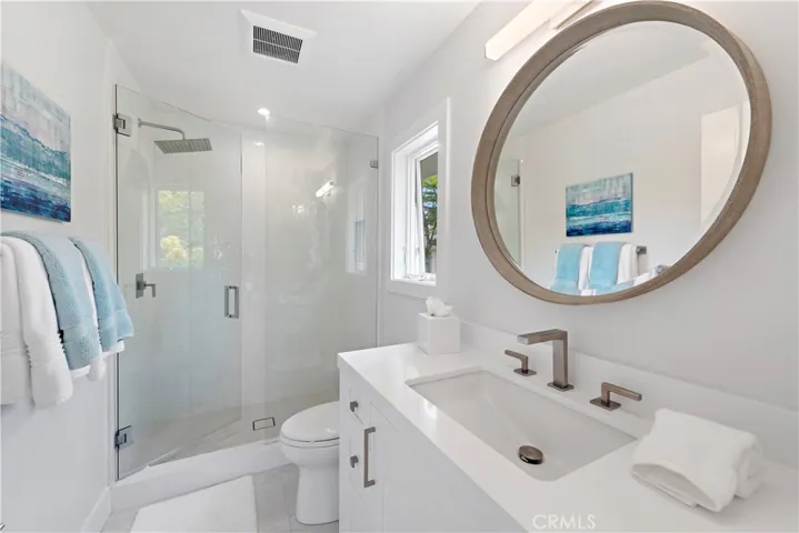 450 Cliff Drive, Laguna Beach, California 92651